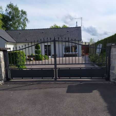 Portail alu gris anthracite - Modèle Jais Portail alu gris anthracite - Modèle Jais