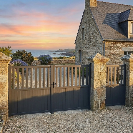 Portail battant aluminium semi ajouré | Easy Clôture