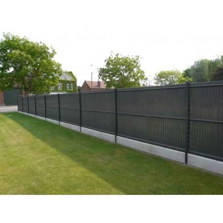 Clôture panneaux rigides avec occultation en lamelles PVC gris anthracite Clôture panneaux rigides avec occultation en lamelles PVC gris anthracite